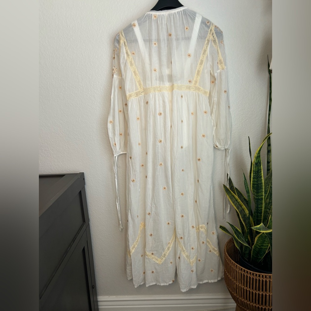 NWOT- Free People Maxi dress with body suit and floral embellishments - Picture 5 of 6